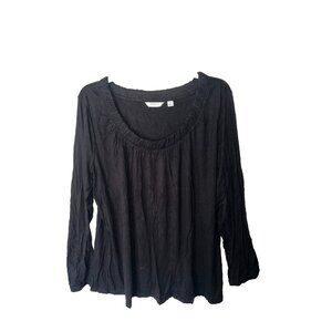 Liz Claiborne woman plus size 1X black long sleeve ruffle  round neckline